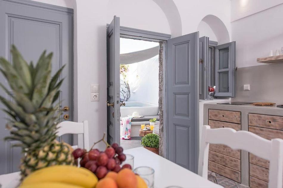 Angels Villa Santorini Меґалохорі Екстер'єр фото